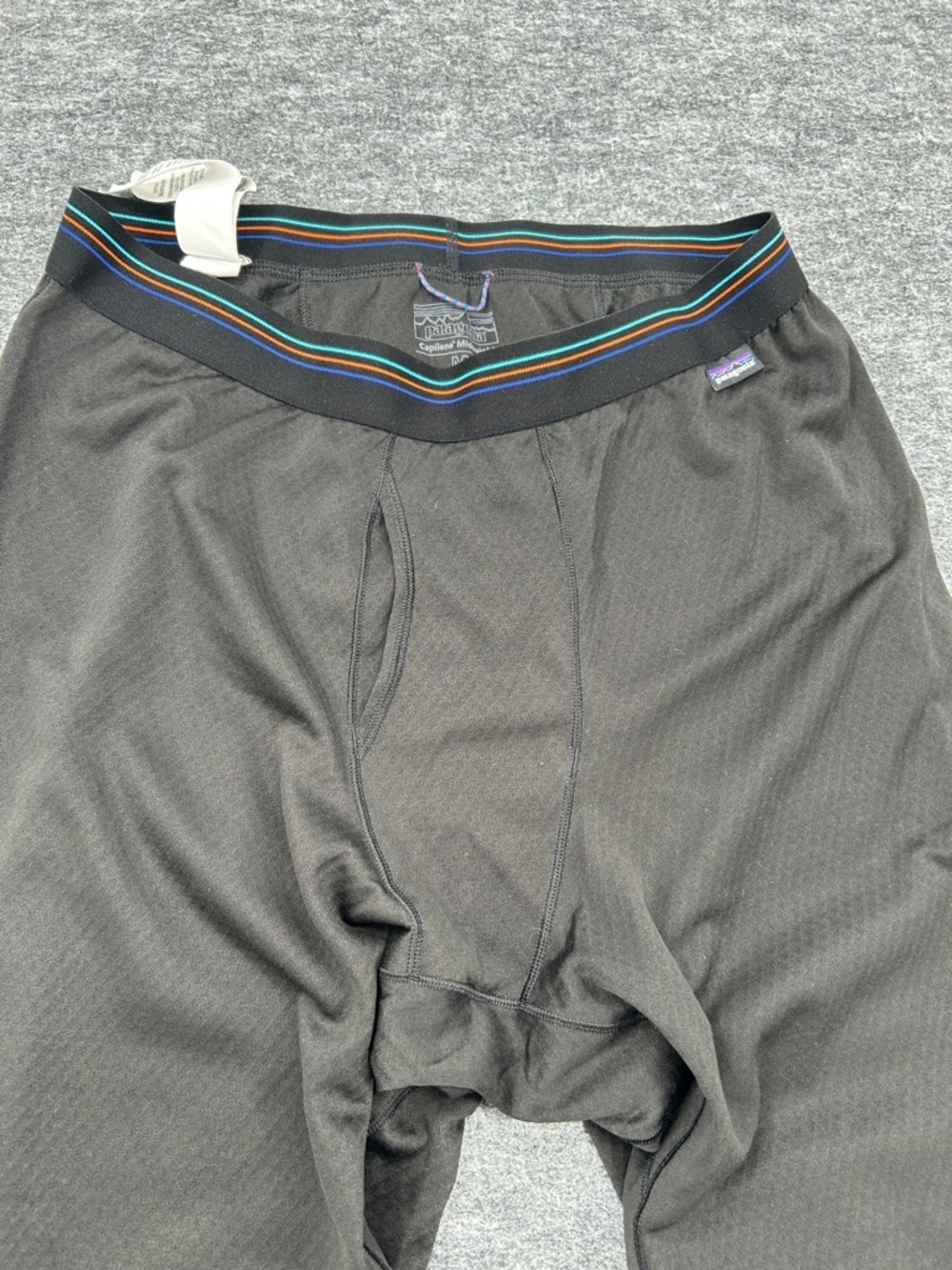 Patagonia Men's Black Capilene Thermal Midweight Bottoms Size M - Picture 4 of 12